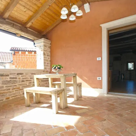 Holiday home House Jasici 2014 *